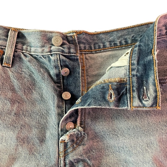 Levi’s 501 Original Short - Picture 4 of 12